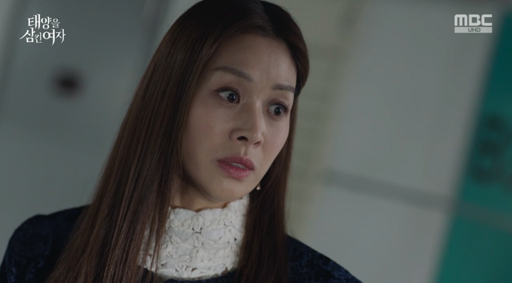 '태양을 삼킨' 윤아정, 장신영 향해 차로 돌진 "엄마는 자식을 뺏기면 안 돼"