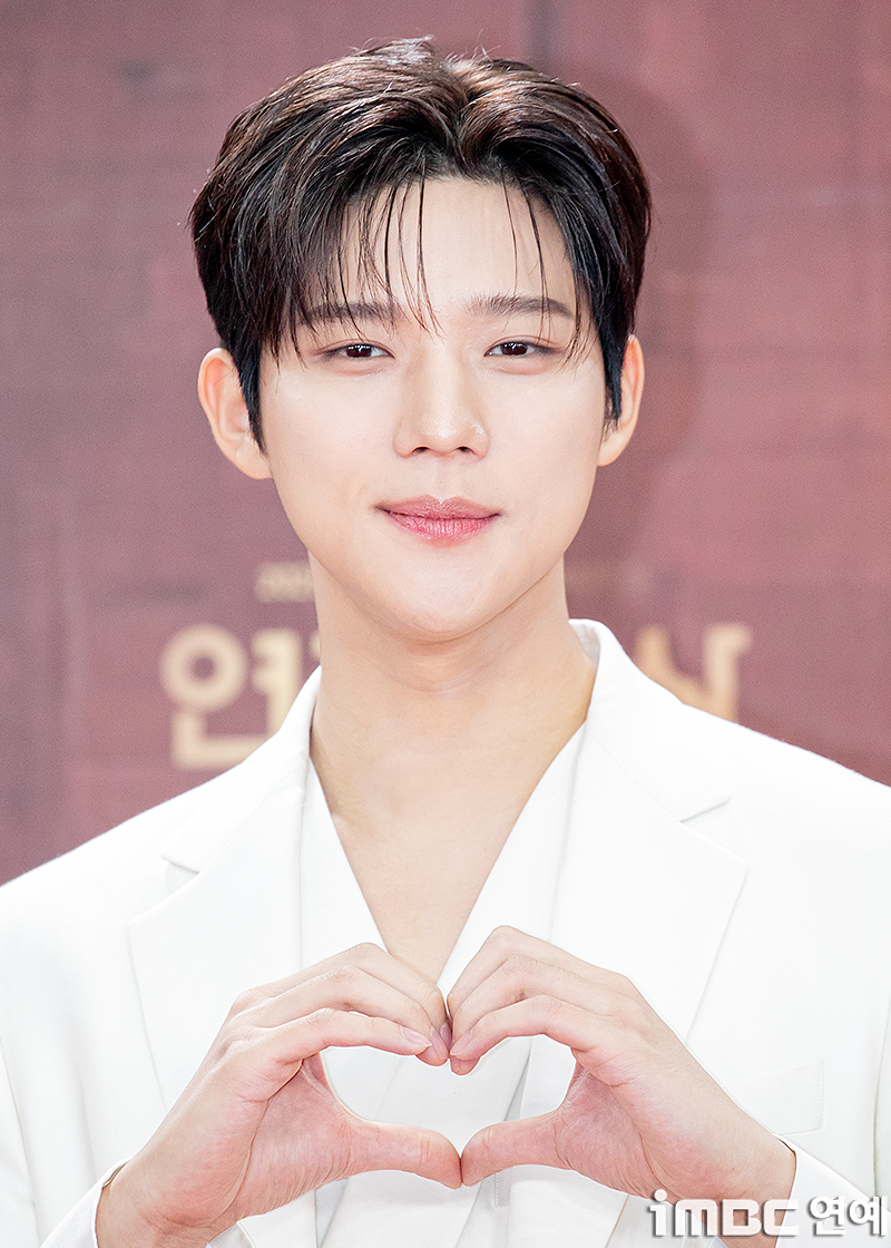 문상민 레드카펫 포토