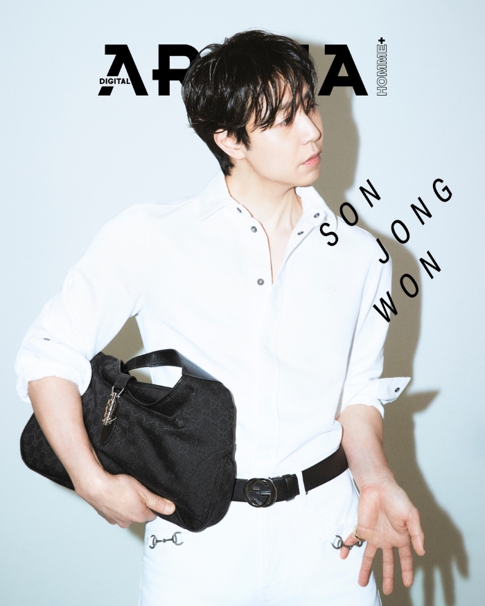 윤남노 보고 있나? 손종원 셰프의 섹시 꾸꾸꾸 화보 '새끼 손가락이 포인트'