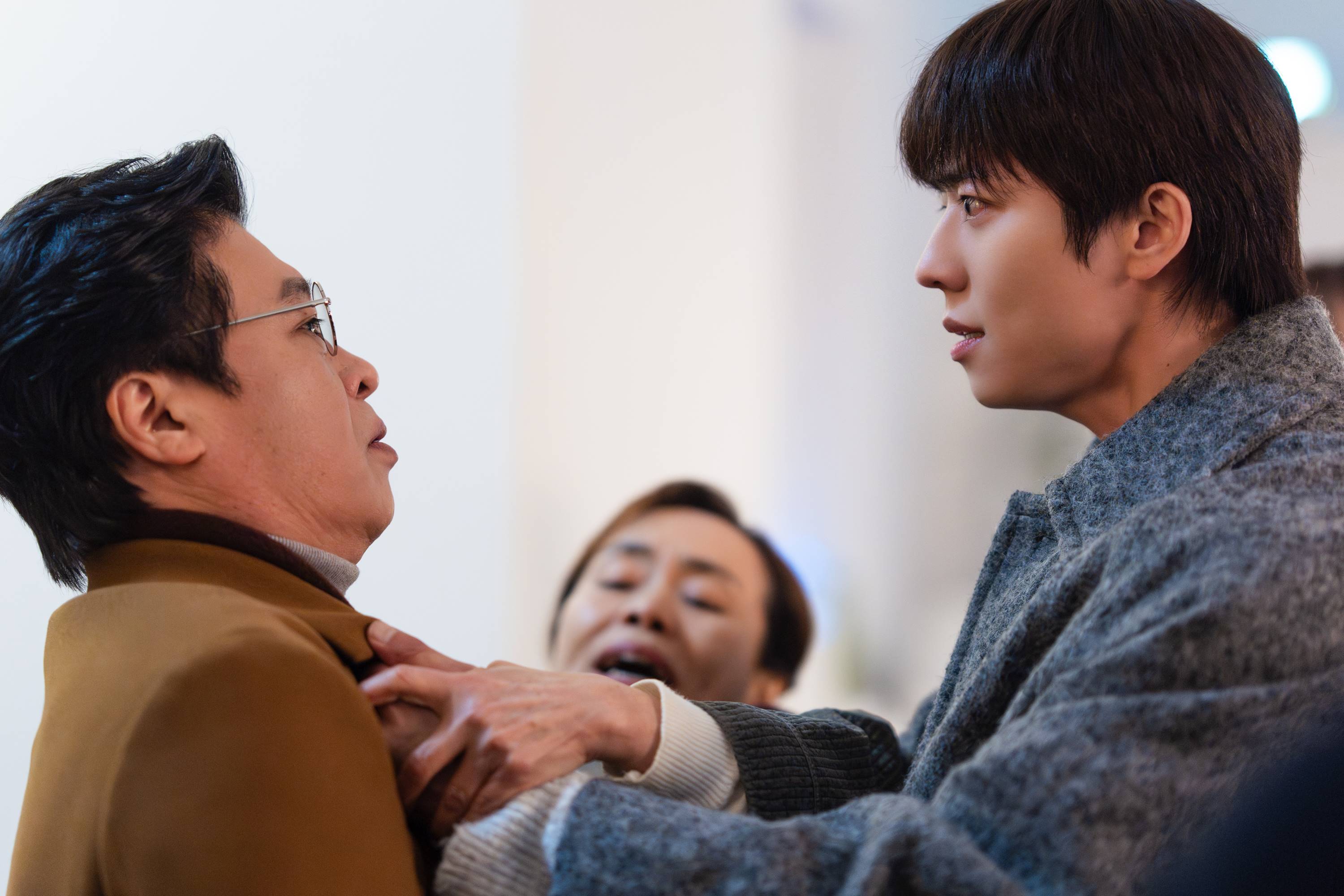 ‘찬너계’ 채종협, 감정 억누르지 못하고 父 정해균 멱살 잡았다