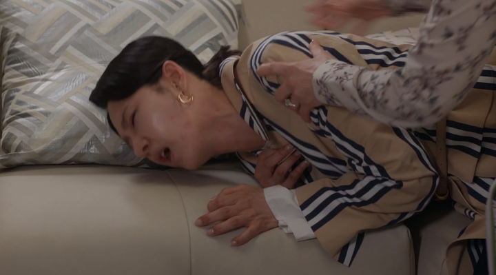 '첫 번째 남자' 오현경, 정소영 내쫓으려다 역으로 당했다 "너도 당해봐야"