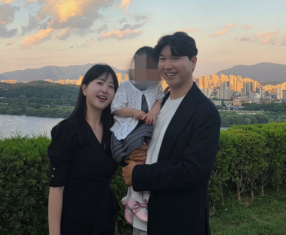 박수홍, '비행기 민폐 논란' 이후 유튜브·SNS 활동 멈췄다 [소셜in]