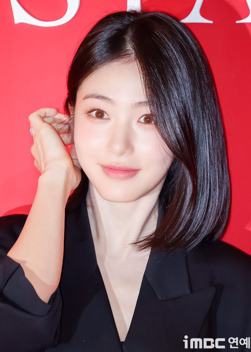 [포토] 신예은, 러블리 머리 넘김