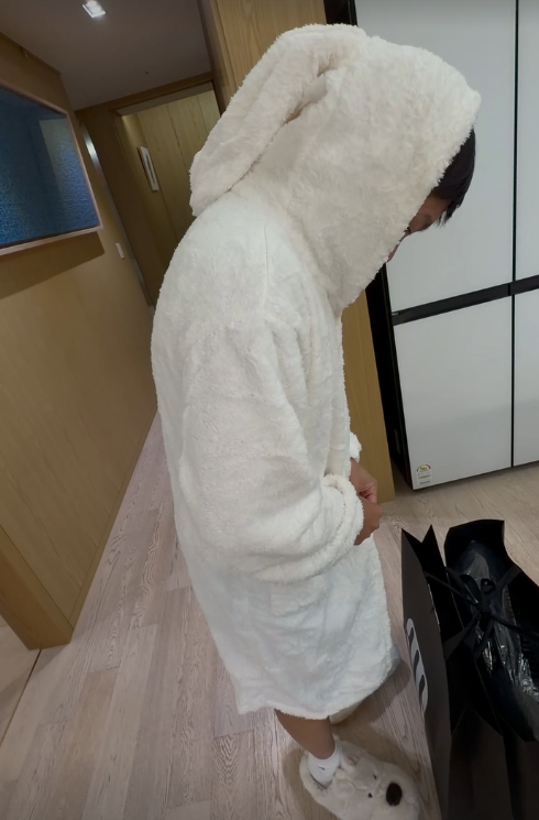 '조폭 친분설' 조세호, 아내 추정 SNS 화제…근황 공개 계속 [소셜in]